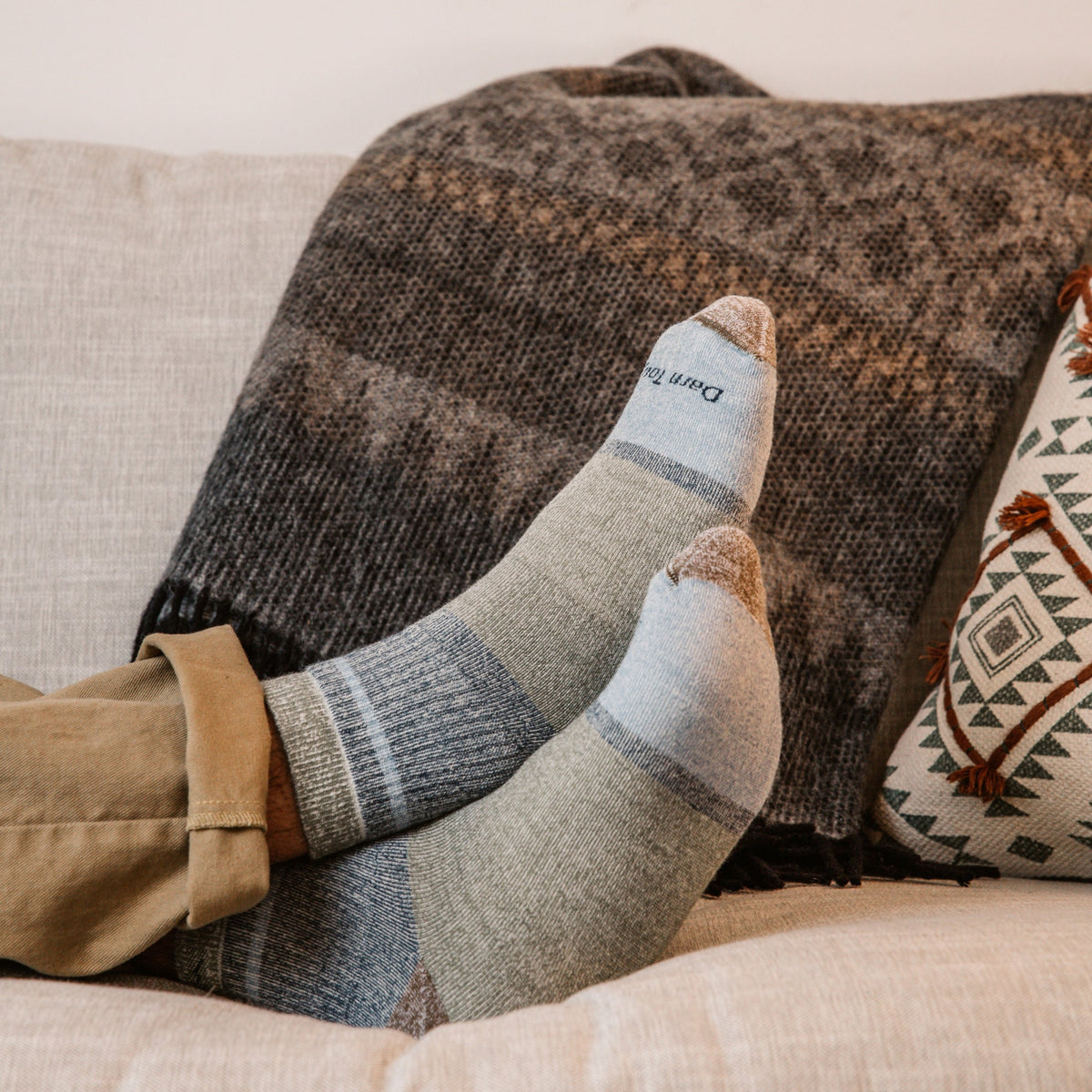 Darn Tough Vermont Men's Apres Shorty Heavyweight Lifestyle Socks