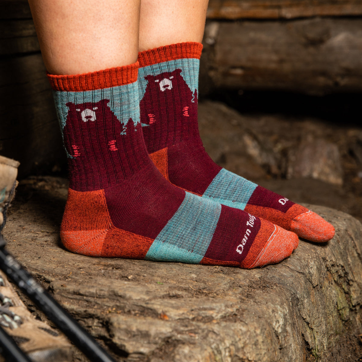 Darn Tough Vermont Women's Bear Town Micro Crew Lightweight Hiking Socks