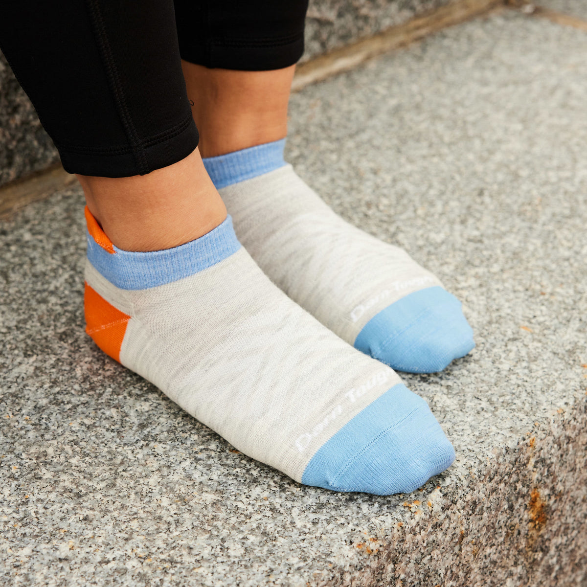 Darn Tough Vermont Women's Run No Show Tab Ultra-Lightweight Running Socks