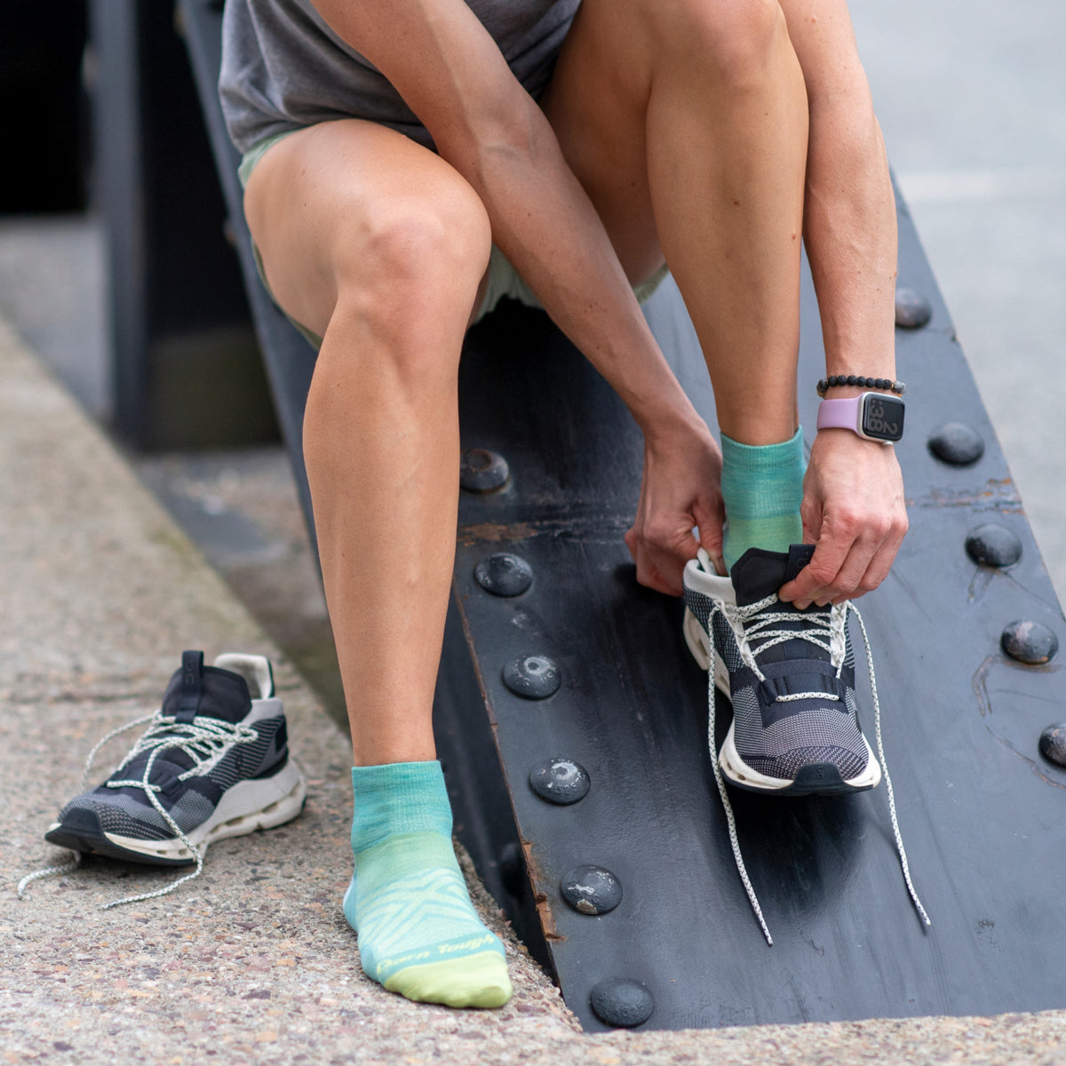 Darn Tough Vermont Women's Run Quarter Ultra-Lightweight Running Socks