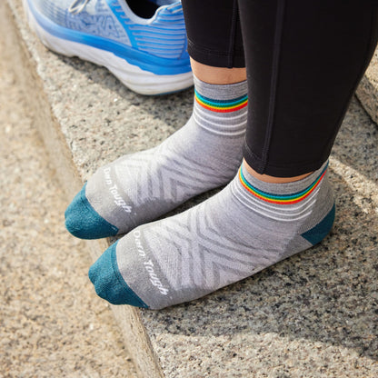 Darn Tough Vermont Women's Run Quarter Cushioned Ultra-Lightweight Running Socks