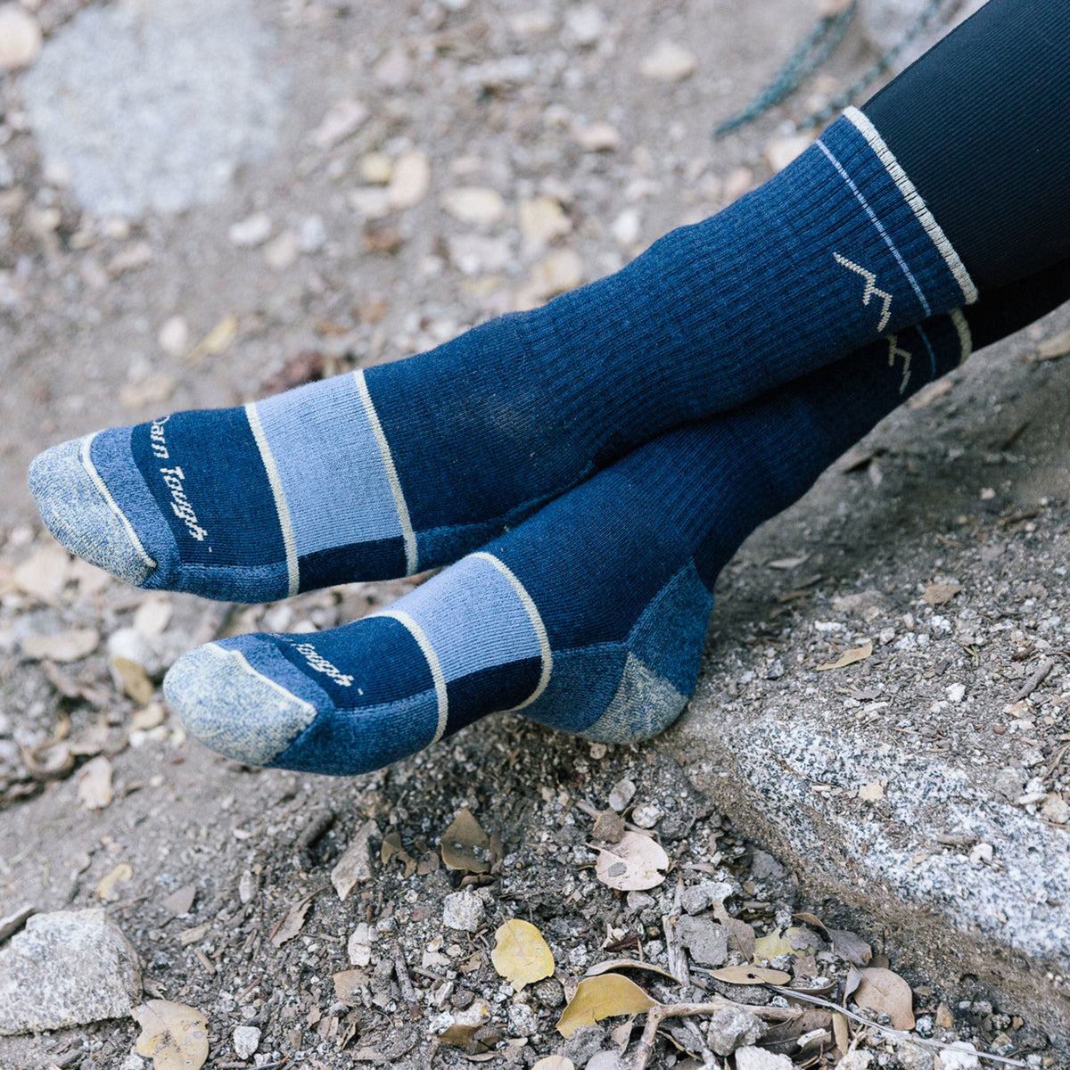 Darn Tough Vermont Women's Hiker Boot Full Cushion Midweight Hiking Socks