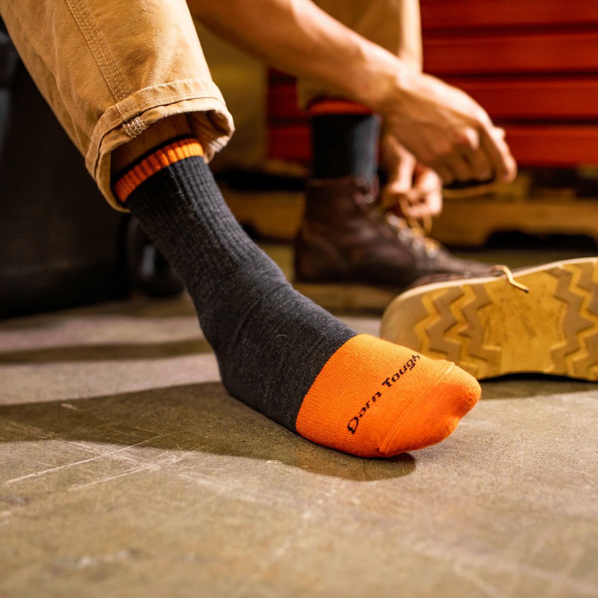 Darn Tough Vermont Men's Steely Micro Crew Midweight Work Socks