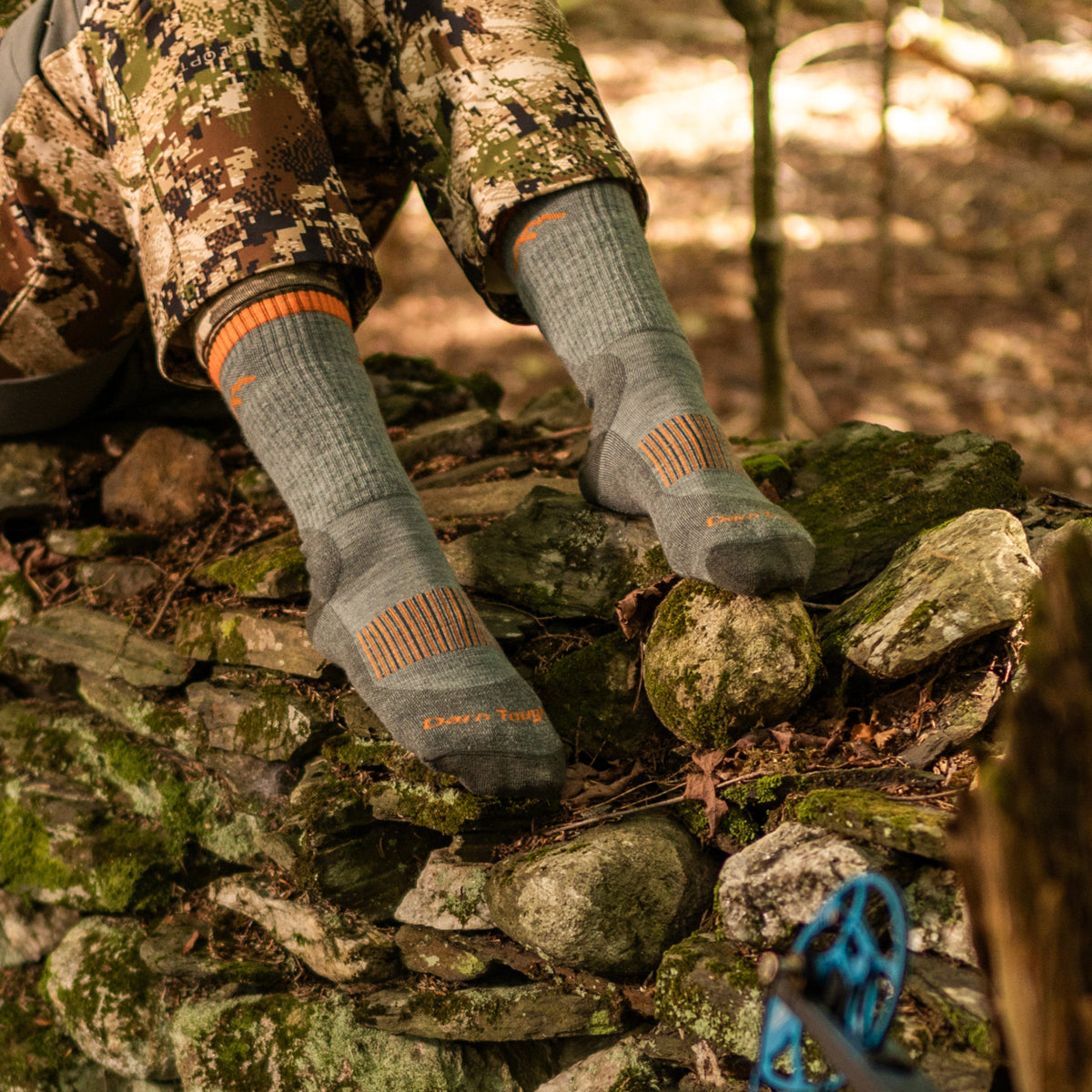 Darn Tough Vermont Women's  Boot Midweight Hunting Socks