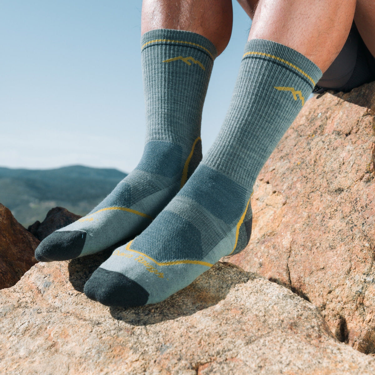 Darn Tough Vermont Men's Light Hiker Boot Lightweight Hiking Socks