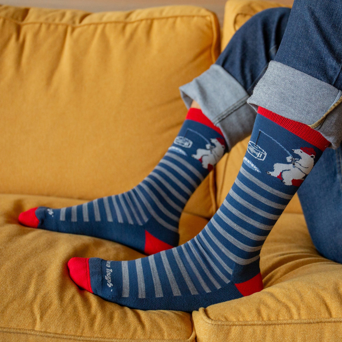 Darn Tough Vermont Men's Wild Life Crew Lightweight Lifestyle Socks
