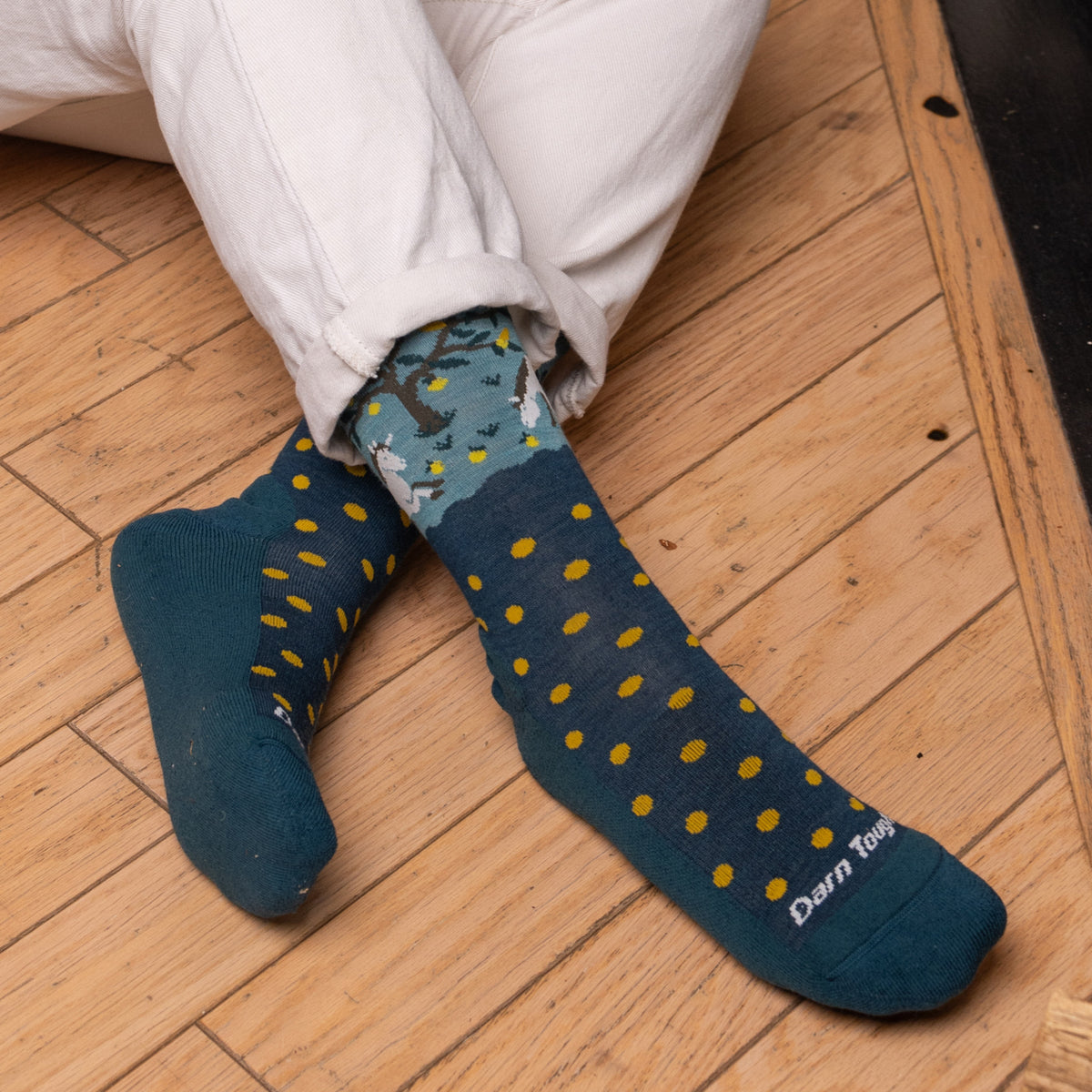 Darn Tough Vermont Women's Wild Life Crew Lightweight Lifestyle Socks