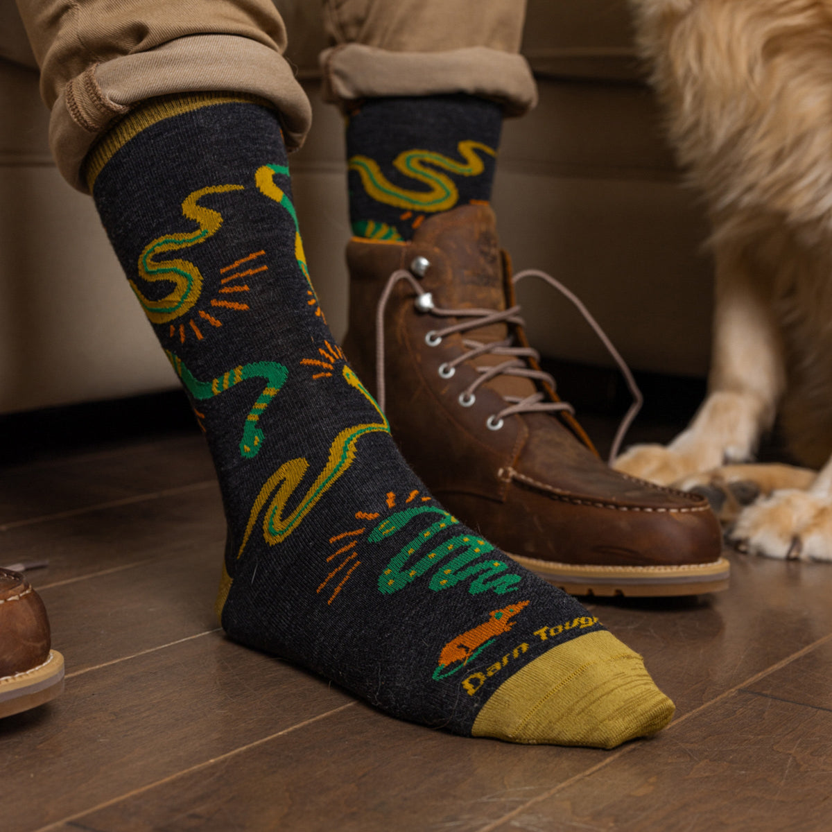 Darn Tough Vermont Men's Field Guide Crew Lightweight Lifestyle Socks