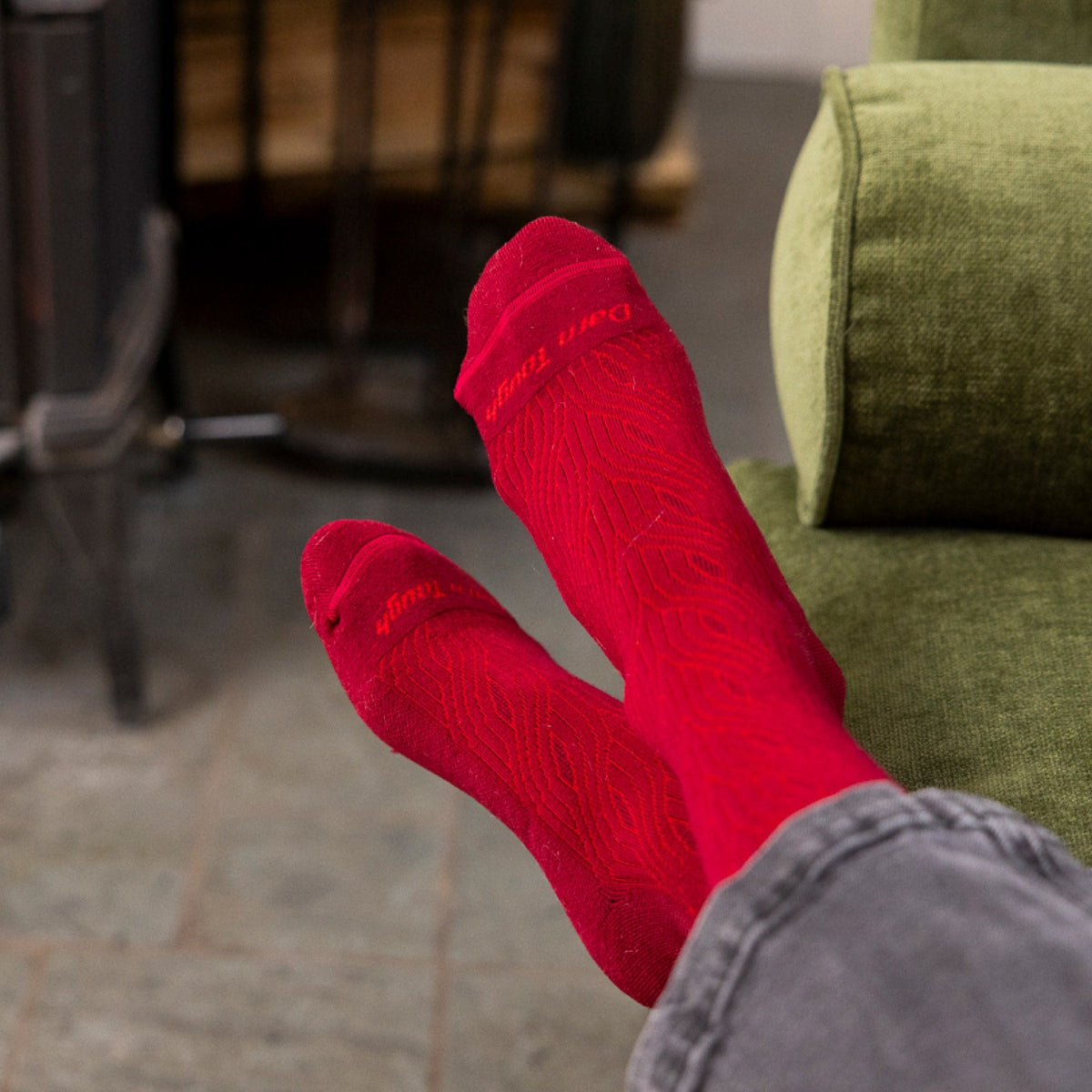 Darn Tough Vermont Women's Cable Crew Lightweight Lifestyle Socks