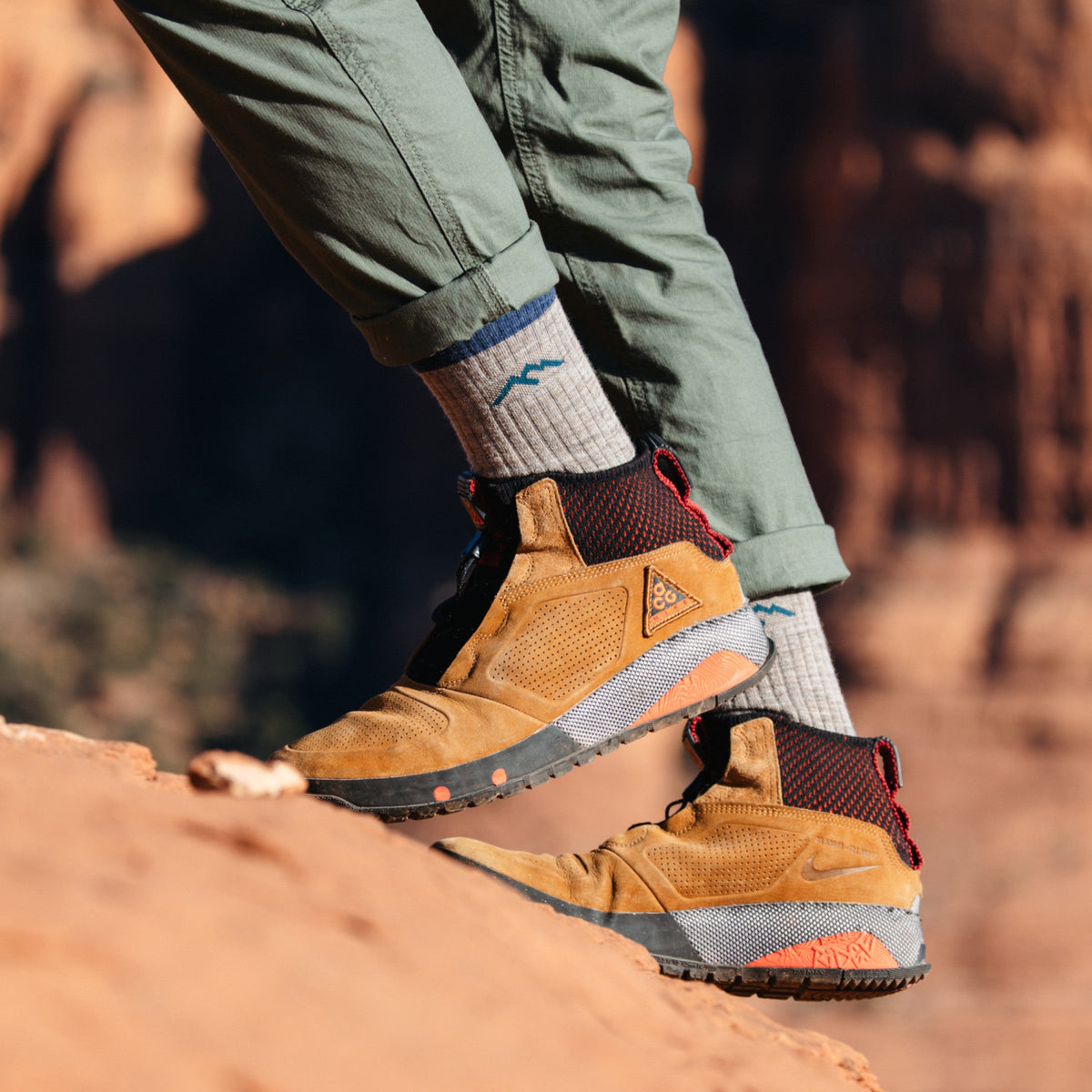 Darn Tough Vermont Men's Micro Crew Hiker 2-Pack