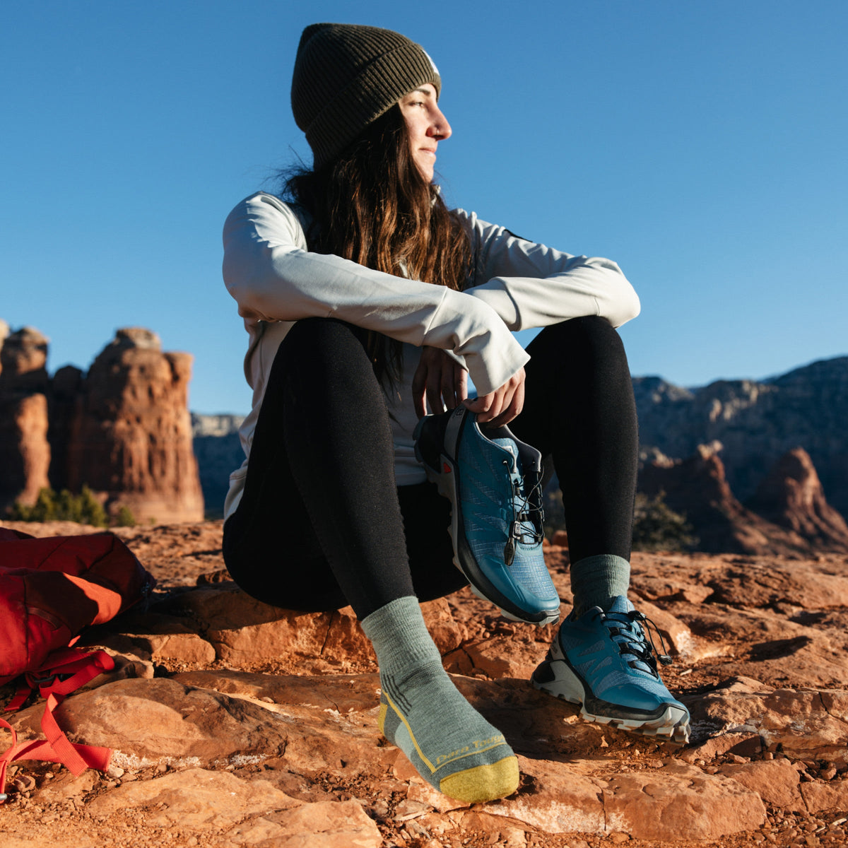 Darn Tough Vermont Women's Hiker Quarter Midweight Hiking Socks