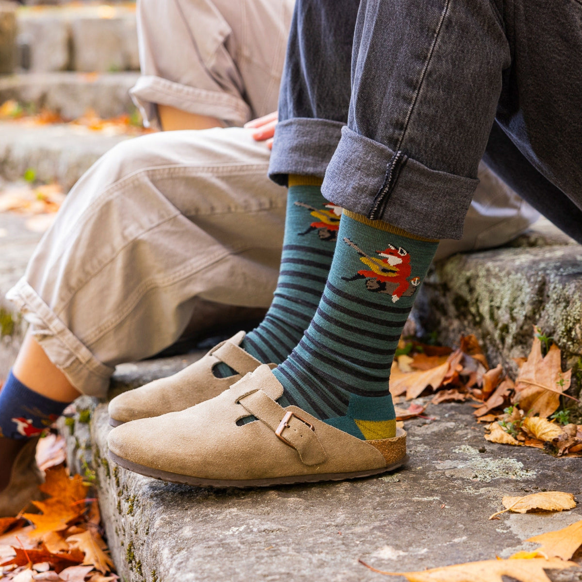 Darn Tough Vermont Men's Wild Life Crew Lightweight Lifestyle Socks