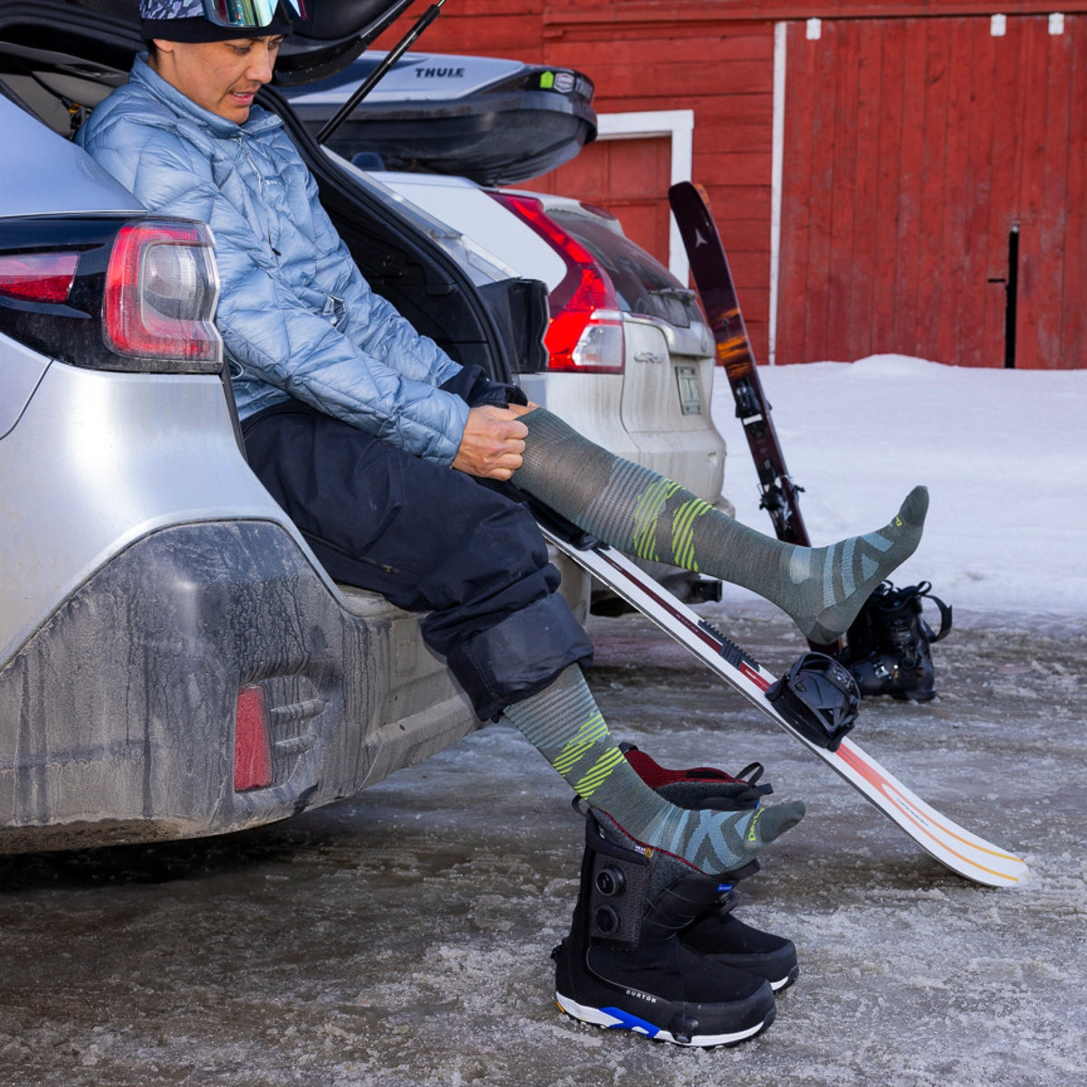 Darn Tough Vermont Men's Pennant RFL Over-the-Calf Ultra-Lightweight Ski & Snowboard Socks