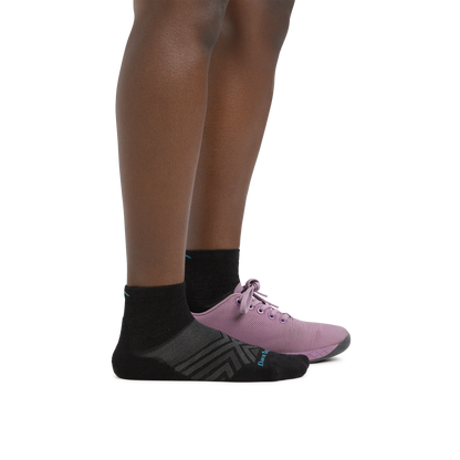 Darn Tough Vermont Women's Run Quarter Cushioned Ultra-Lightweight Running Socks