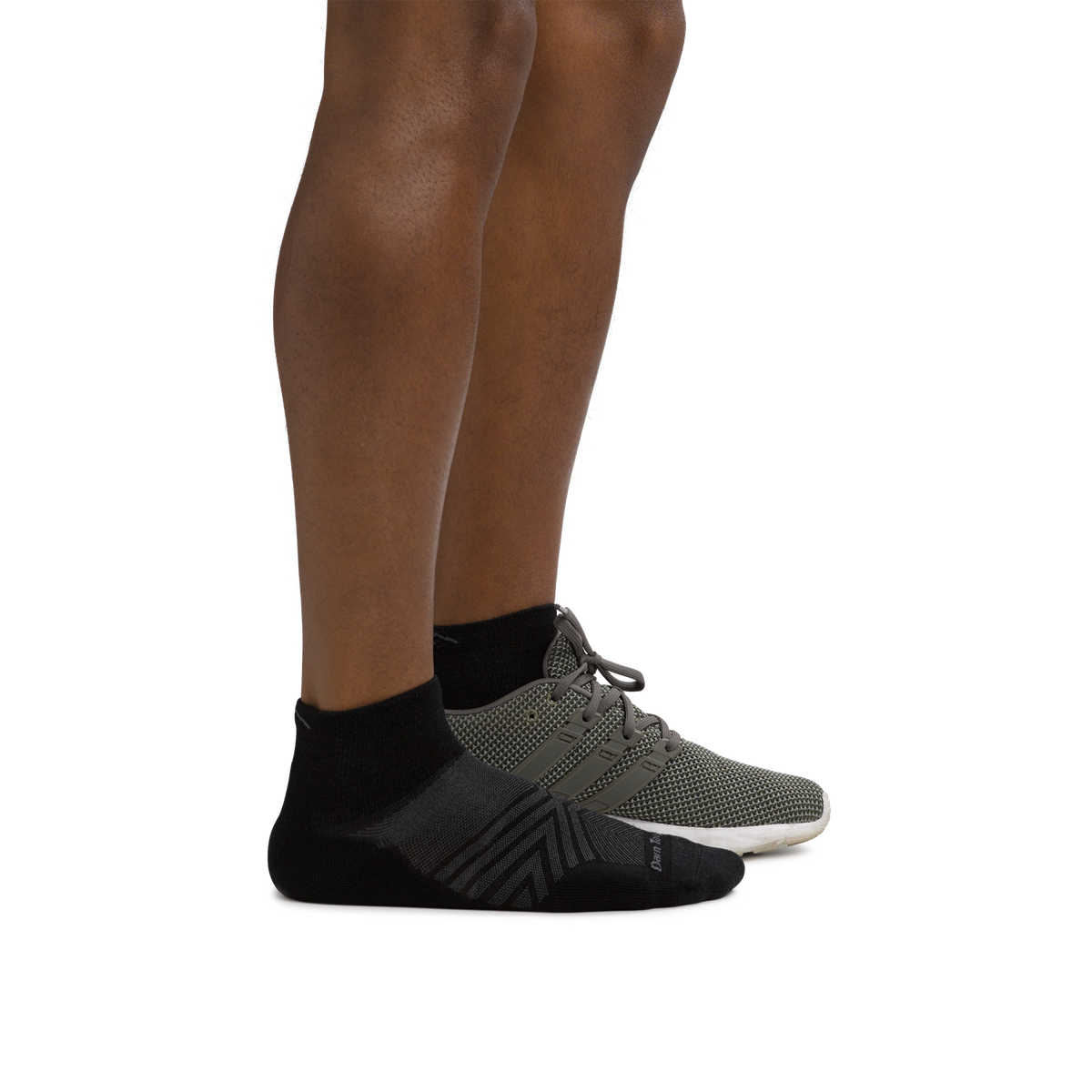 Darn Tough Vermont Men's Coolmax® Run Quarter Ultra-Lightweight Running Socks