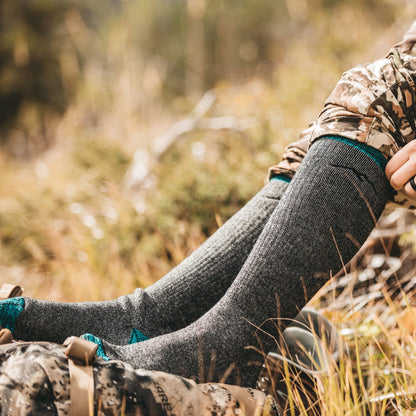 Darn Tough Vermont Women's Mountaineering Over-the-Calf Heavyweight Hiking Socks