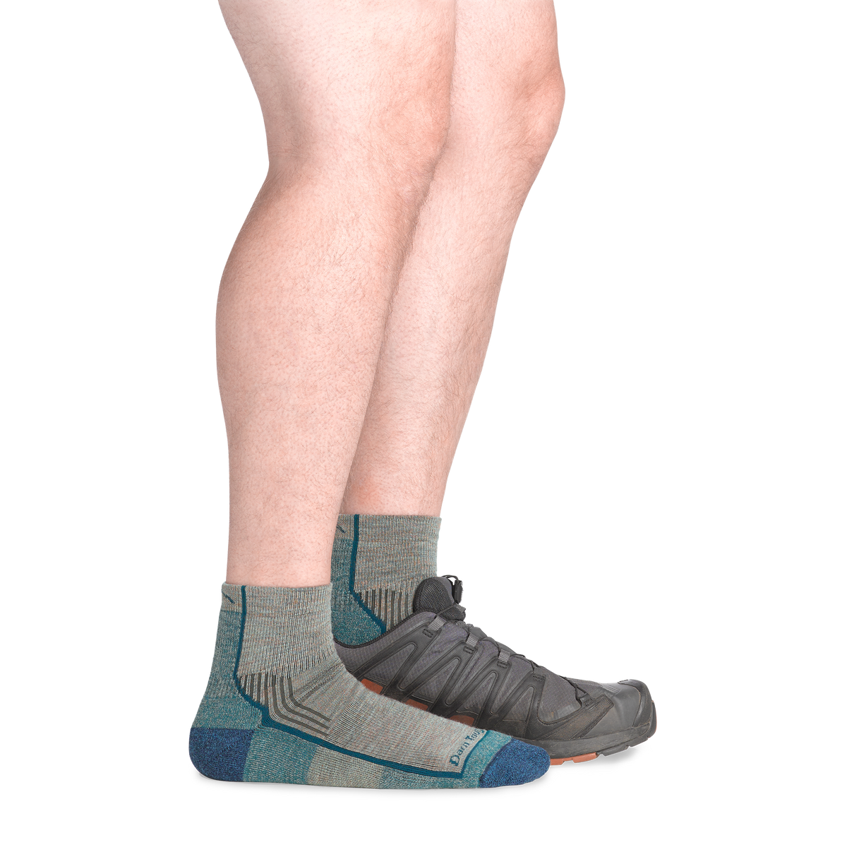 Darn Tough Vermont Men's Hiker Quarter Midweight Hiking Socks