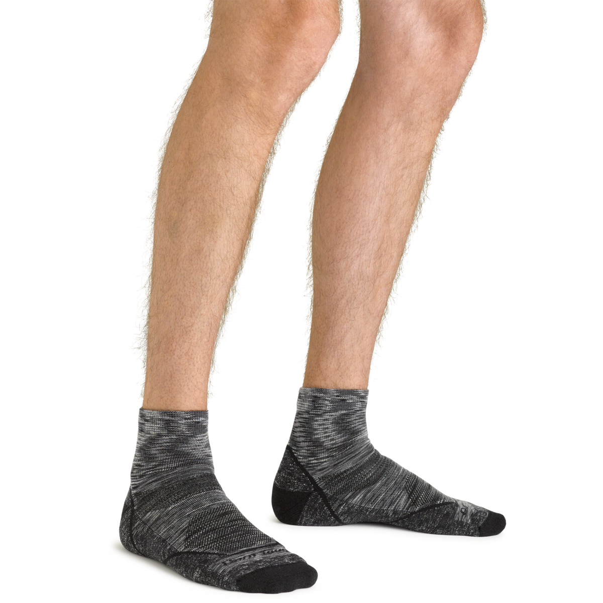 Darn Tough Vermont Men's Light Hiker Quarter Lightweight Hiking Socks