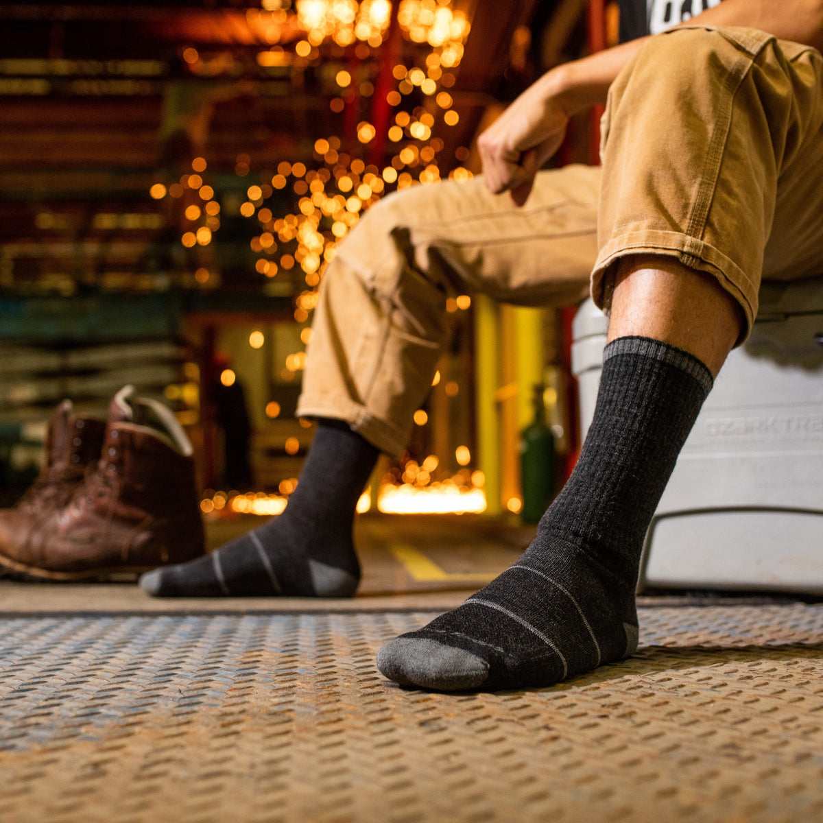 Darn Tough Vermont Men's William Jarvis Boot Midweight Work Socks