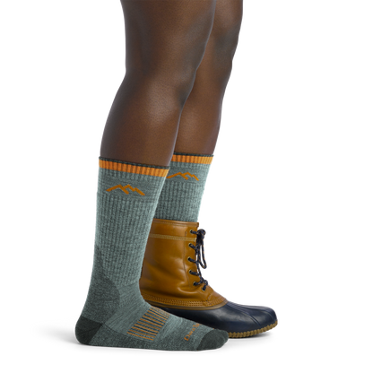 Darn Tough Vermont Women's  Boot Midweight Hunting Socks