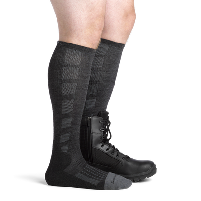 Darn Tough Vermont Men's Stanley K Over-the-Calf Lightweight Work Socks