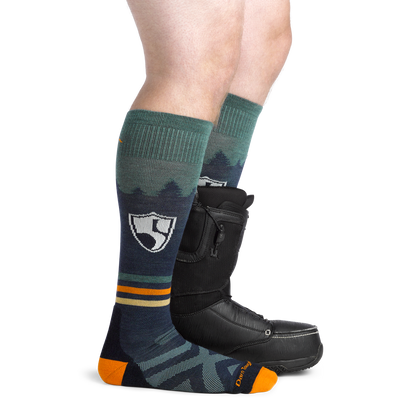 Darn Tough Vermont High Fives Over-the-Calf Midweight Ski & Snowboard Socks